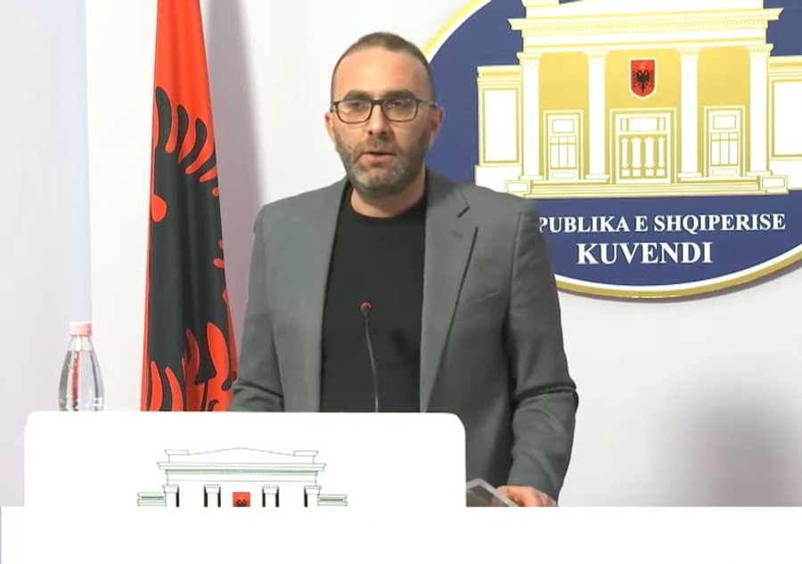 Me urdhër të Ramës  PS refuzon debatin për skandalin e SHISH  Bardhi  Fsheh sms të e veta me Ergys Agasin