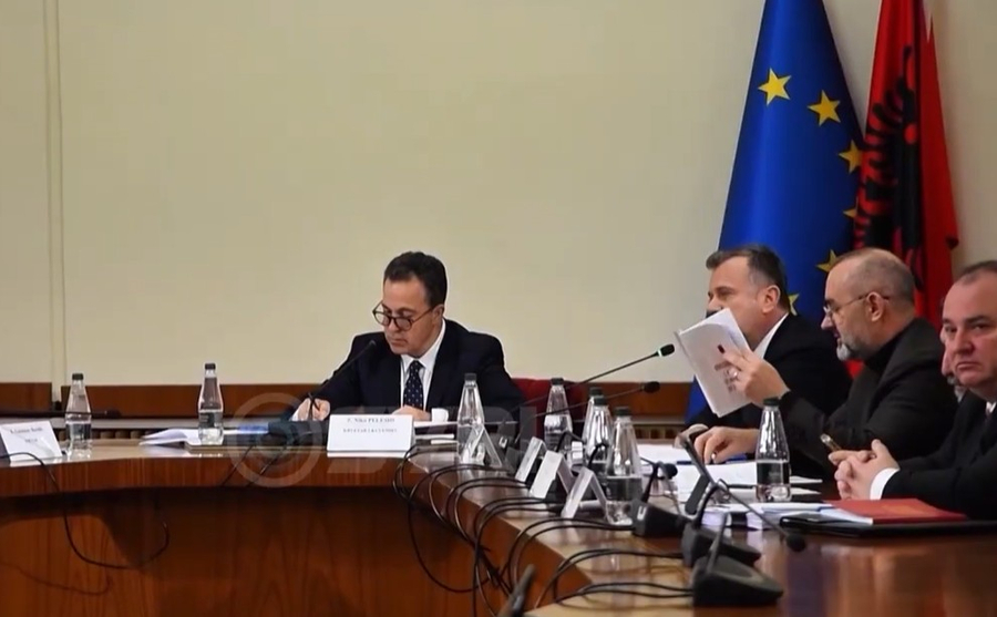 SYRI TV  PD kërkoi mocion debati për emërimin e Vlora Hysenit  PS rrëzon kërkesën