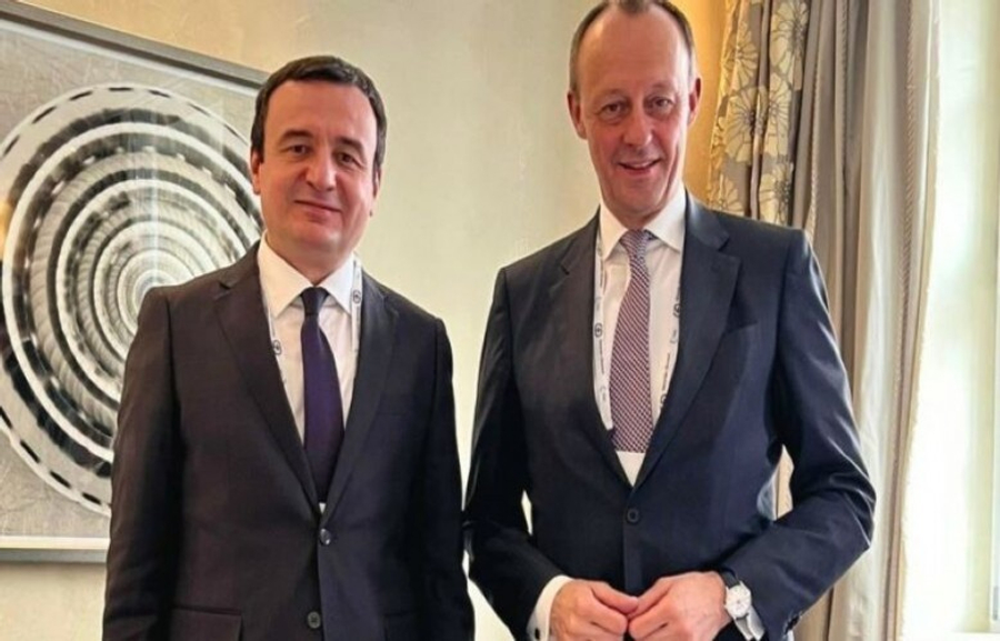 merz-uron-kurtin-per-rizgjedhjen-gjermania-qendron-fuqishem-ne-krah-te-kosoves