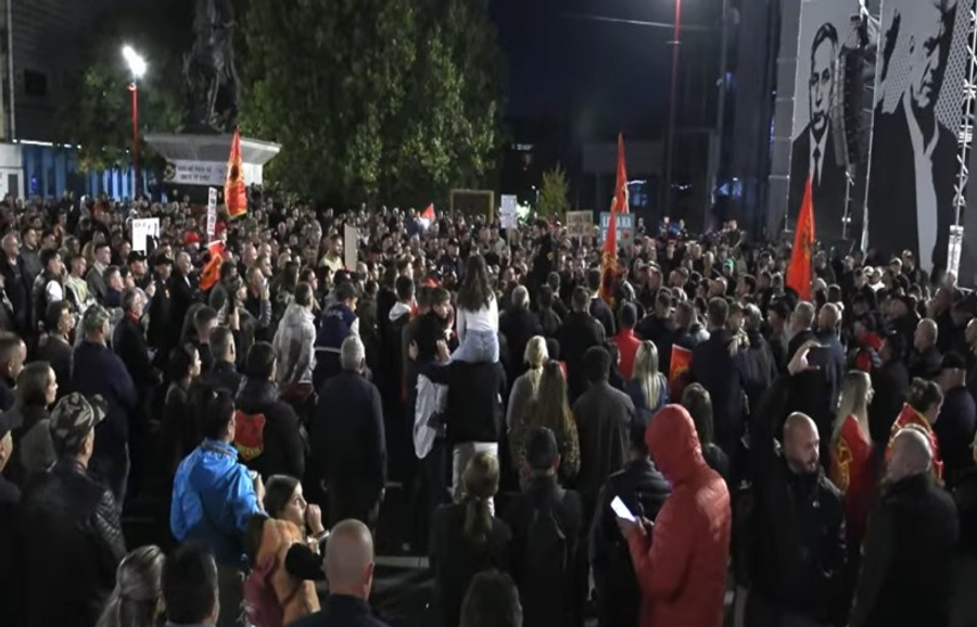 Protesta vazhdon për të 18 tën natë në Prishtinë