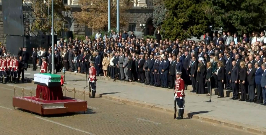 Gjashtë dekada negociata  Greqia i dorëzon Bullgarisë eshtrat e Car Samuilit