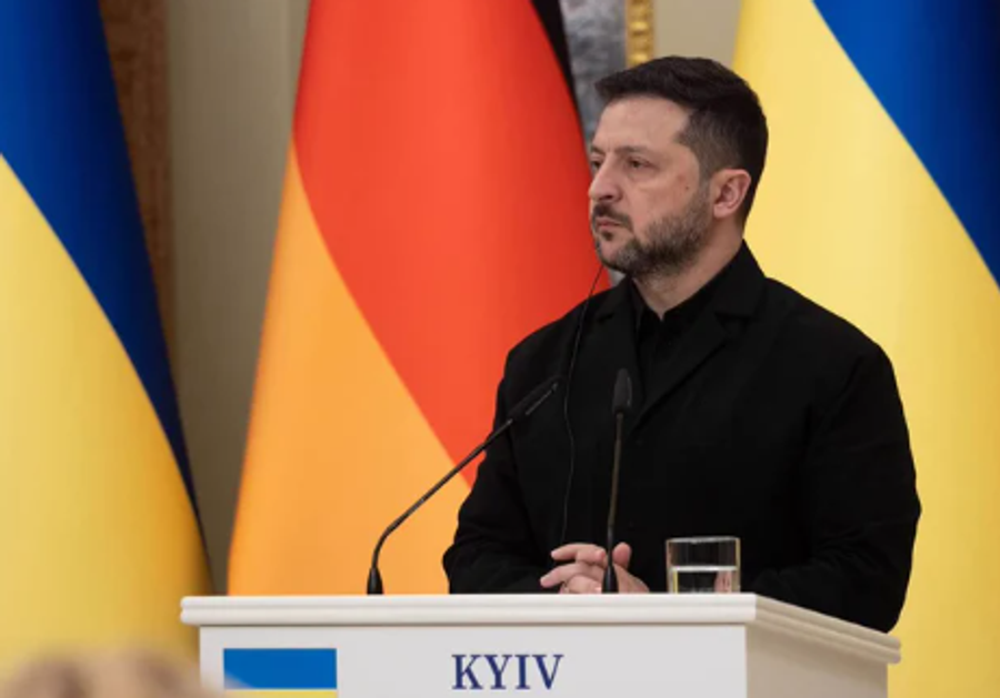 Ukraina po krijon  Starlink  un e saj  Zelensky zbulon projektin  Po zhvillojmë edhe raketa të vogla