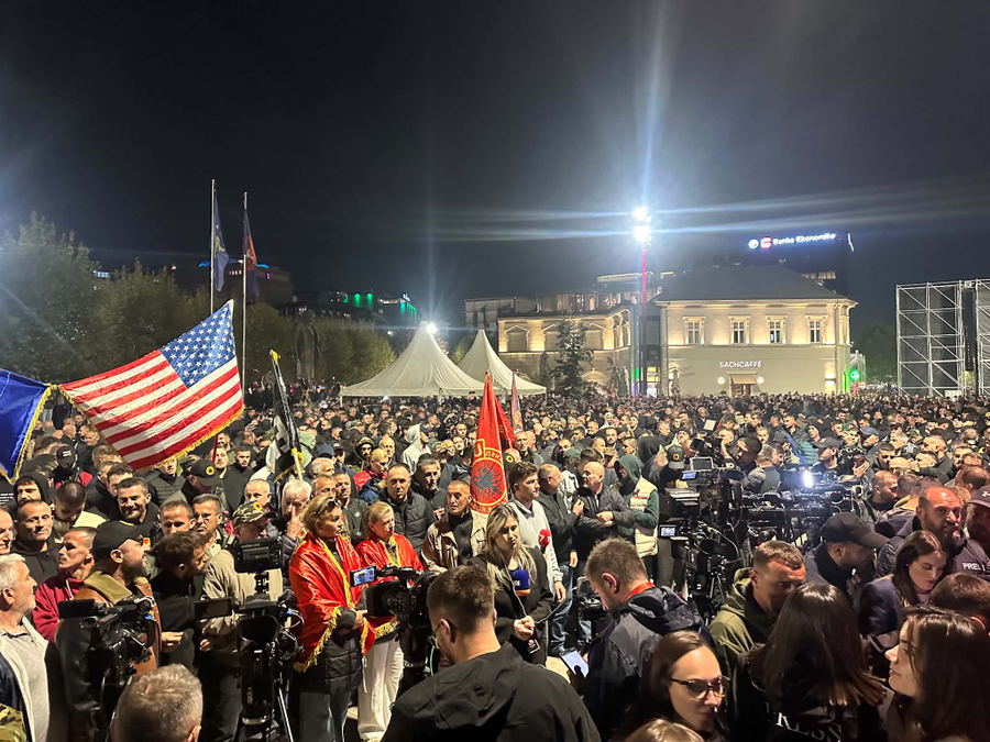  Mos na leni të soset durimi   Haziri paralajmëron pas 21 ditësh protestë  Nuk mund të qëndrojmë deri në pafundësi