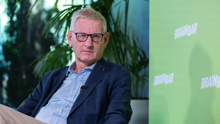 Bildt paralajmëron për rritje të tensioneve në Ballkan, në fokus zgjedhjet në Serbi