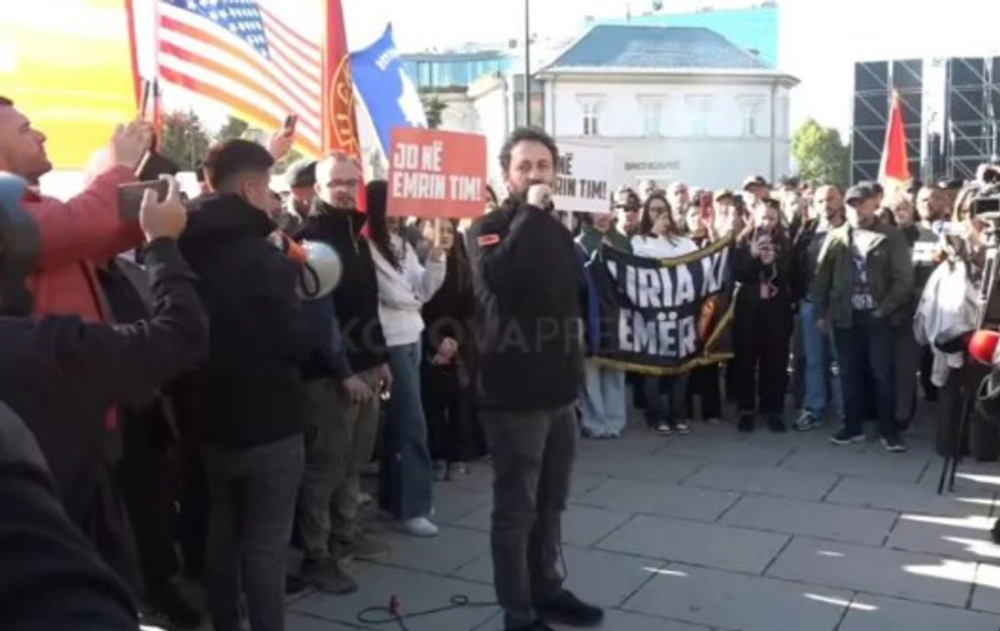 Protestë popullore në Prishtinë  Haziri  Ligji për UÇK në duhet të kalojë sot