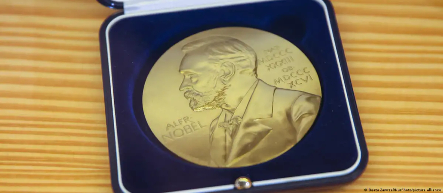 Si jepet Çmimi Nobel i Letërsisë: një vështrim pas perdeve