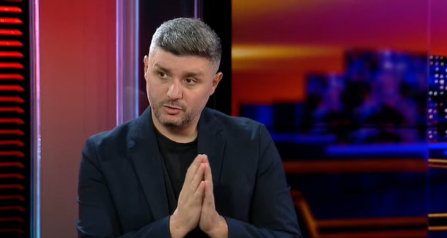 Territorialja  e dëmshme   Koka  I prishet estetika elektorale piktorit  ndaj kërkon t i shkrijë bashkitë