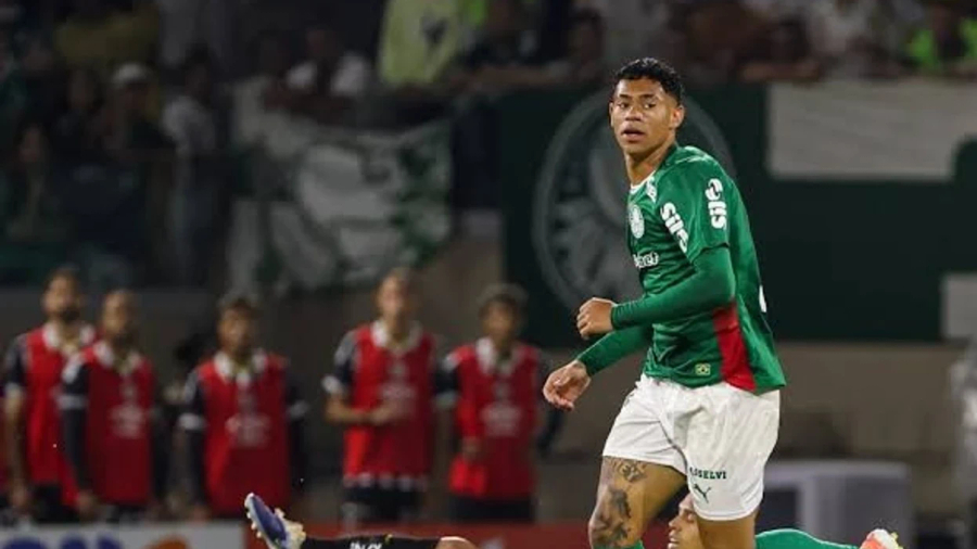 PSG në ndjekje të talentit brazilian  në garë edhe klubet angleze