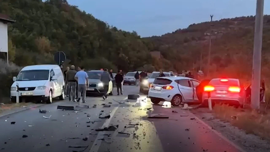 Aksident zinxhir në aksin Prishtinë Gjilan  përfshihen disa automjete  raportohet për të plagosur
