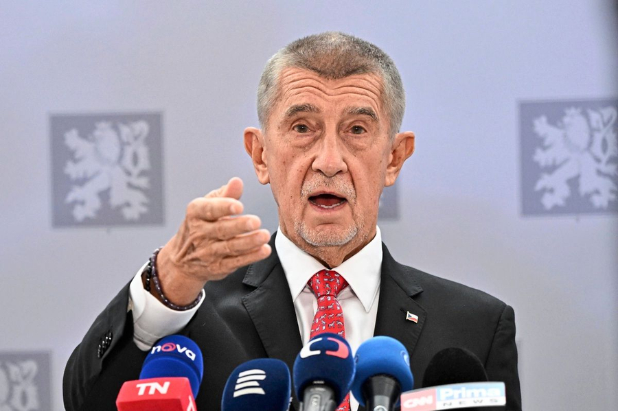 Kryeministri çek  Andrej Babiš mund të flejë i qetë përpara zgjedhjeve lokale dhe Senatit