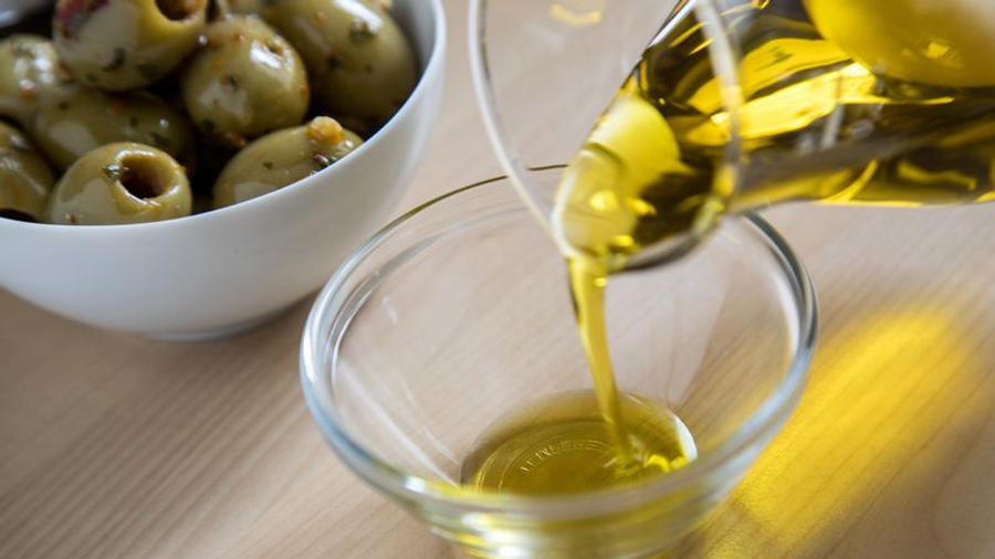 pacientet-me-diabet-keshillohen-te-pine-vaj-ulliri-para-se-te-hane