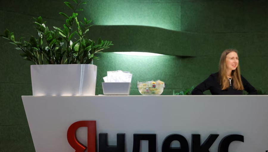 Zelensky thotë se sulmet ndaj Yandexit paralizuan botët pro Kremlinit  por ekspertët dyshojnë