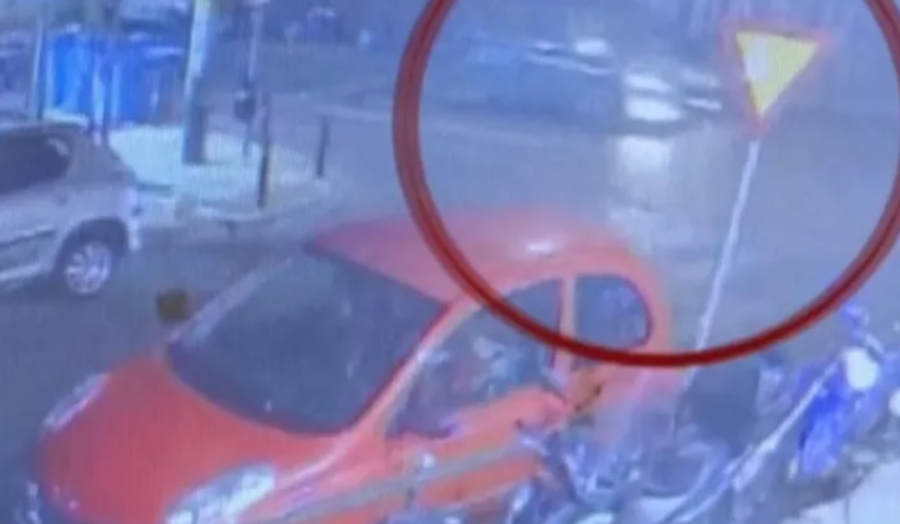 Aksident i rëndë në Greqi, shqiptari përplaset me një motor, humb jetën 35-vjeçari