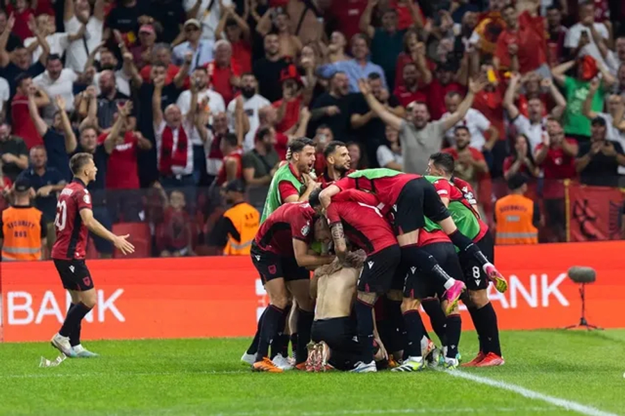 Kombëtarja i dha krenari Shqipërisë  shteti mori 1 5 milionë euro  Po futbolli çfarë përfitoi 