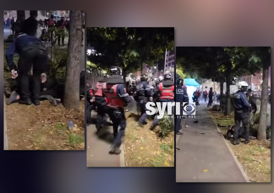VIDEO  Dhunë shtazarake e policisë ndaj të rinjve  i shtrijnë në rrugë dhe i godasin