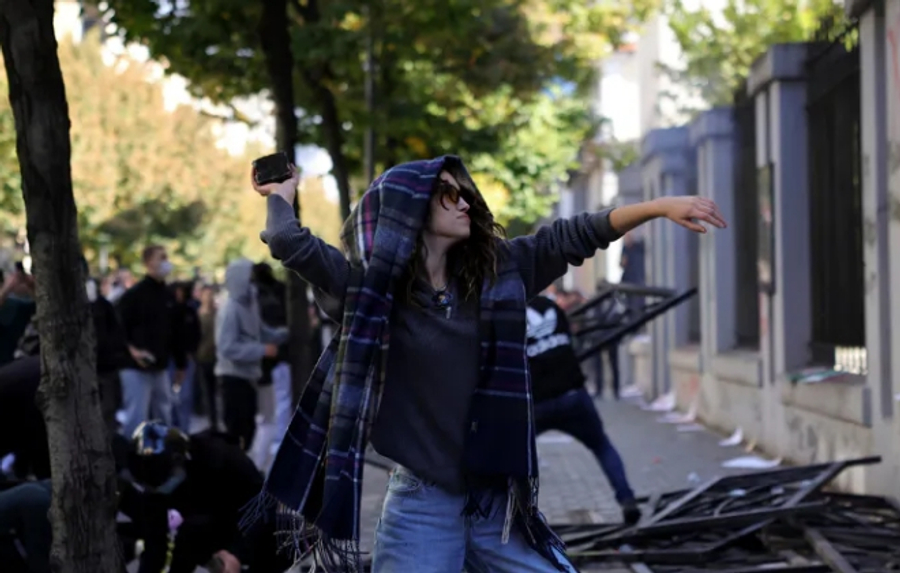 ‘Shumë shtrenjtë dhe pa të ardhme’/ TV publik belg: Protesta studentore del jashtë kontrollit në Shqipëri