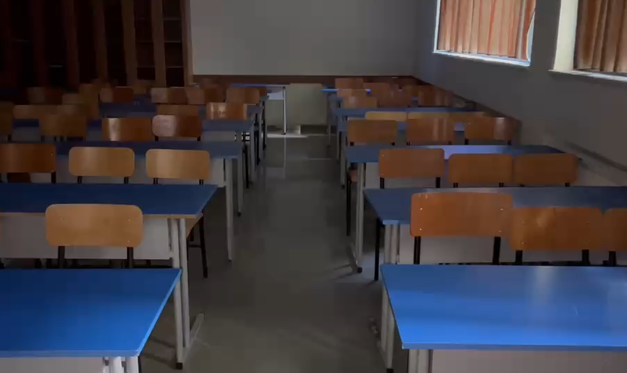 Bojkotohet mësimi edhe në Fakultetin e Bujqësisë në Korçë, studentët në mbështetje të protestës në Tiranë