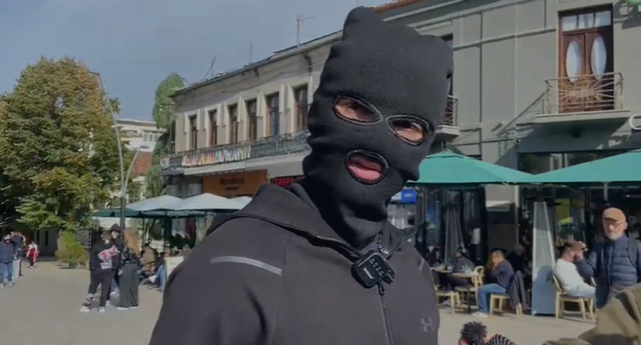 Protesta në Korçë  Gjimnazistët  Jemi kundër qeverisë  ka kryer krime kundër shqiptarëve 