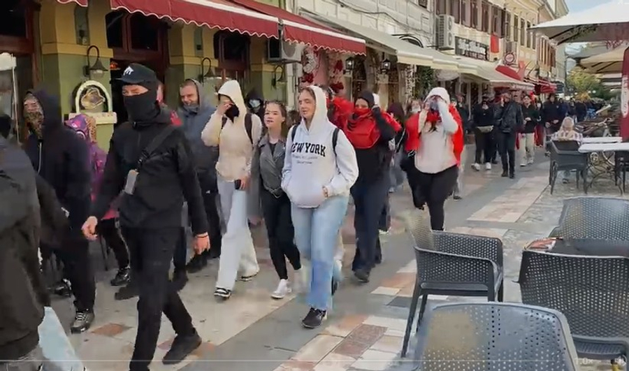 Shkodër  Gjimnazistë e studentë bojkotojnë mësimin  Rama jepe dorëheqjen