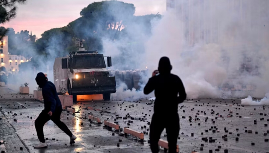  Ky është revolucion   Gazeta gjermane  Demonstratat ushqehen nga pakënaqësia e përgjithshme ndaj Ramës