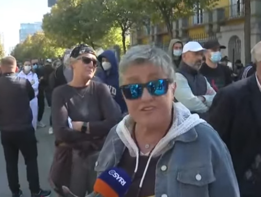 Protesta kundër Ramës  qytetarja  Do t ia arrijmë shumë shpjet qëllimit që të shporrim atë ndyrësirë  atë palaço