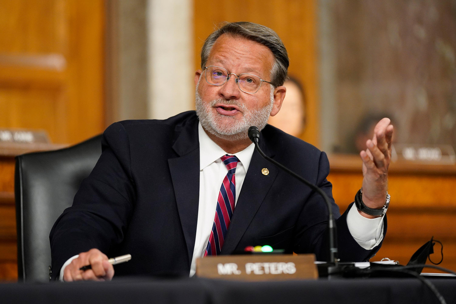 Senatori demokrat  Gary Peters  reagon kundër Ramës  Ndalni agresionin ndaj protestuesve