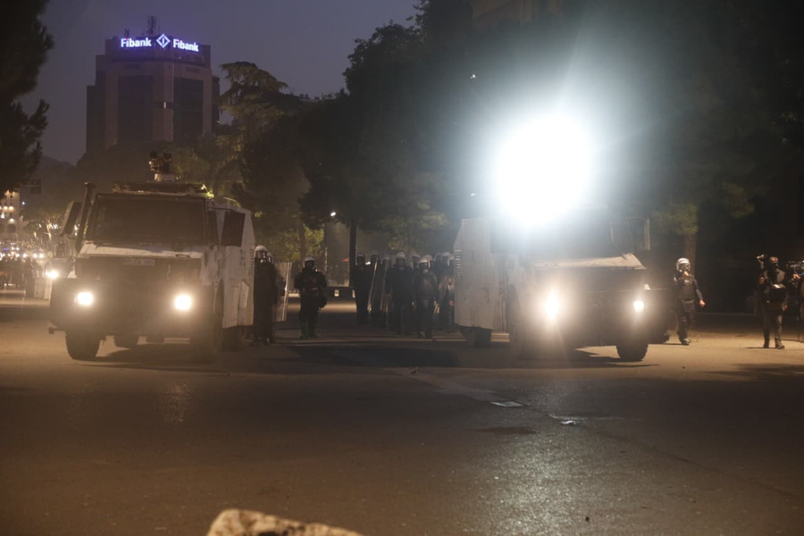 Tmerri nga studentët  Rama zyrtarizon mercenarizimin e Policisë së Shtetit