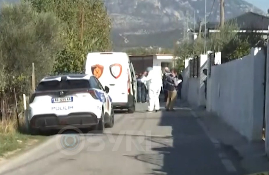 syri-tv-kamez-ushtaraku-qellon-me-arme-3-vellezer-vriten-dy-plagoset-vellai-i-trete