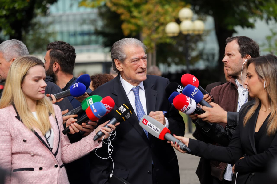 berisha-e-shtuna-dita-e-protestes-me-te-madhe-kombetare-e-thirrur-ne-mbeshtetje-te-studenteve-dhe-gjimnazisteve