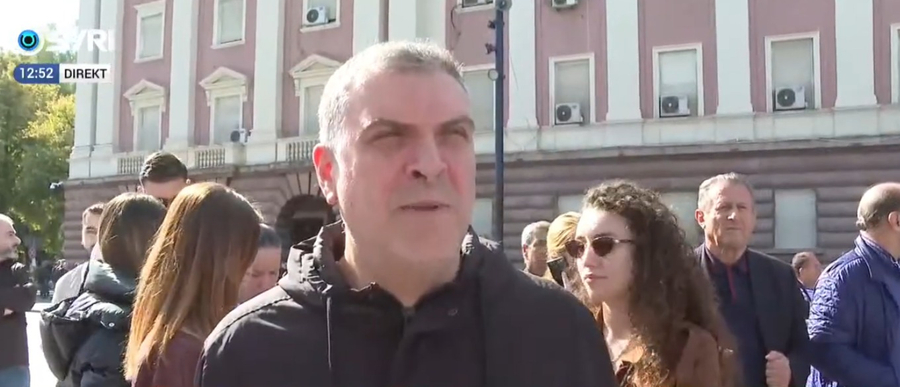 Tedi Blushi nga protesta  Kur bien institucionet  ngrihet populli