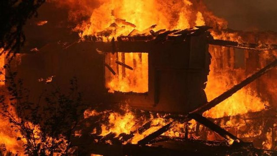 Tragjedi në Shkodër  76 vjeçari gjendet i pajetë në banesë  dyshohet se u vetëdogj me benzinë  Zjarr edhe në Bajzë  asfiksohet 57 vjeçari