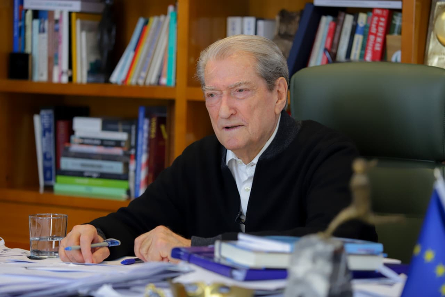 Berisha  Ata që më krahasojnë mua me Ramën  paguhen që të korruptojnë mendimin e njerëzve