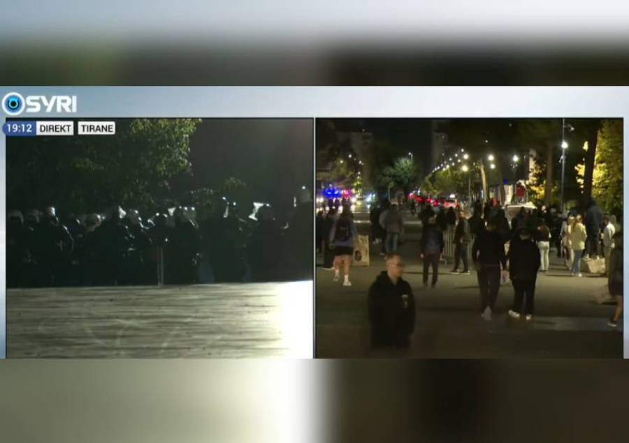 VIDEO  Policia e krimit rrethon të rinjtë protestues te sheshi  Skënderbej   rriten tensionet në Tiranë