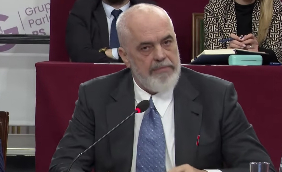 Masat represive/ Rama paralajmëron vendosjen e diktaturës që të mbrojë karrigen me dhunën e kartonave