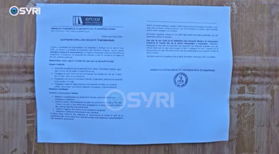 SYRI TV  Bojkot në universitetin e Shkodrës e Korçës  studentë dhe pedagogë qëndrojnë së bashku