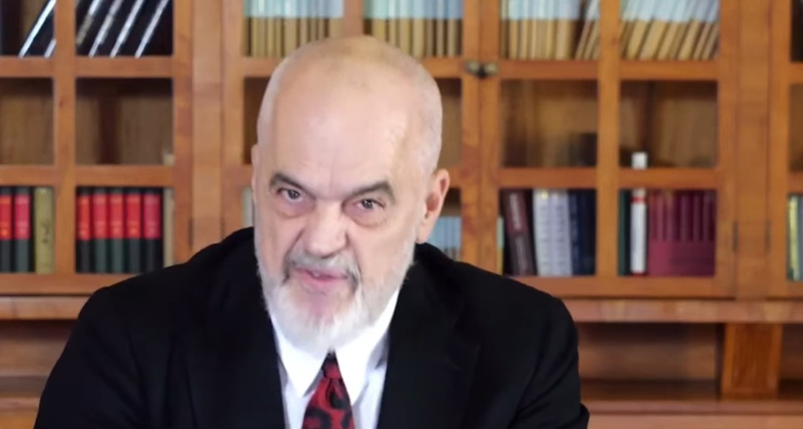 Rama përbuz revoltën studentore  Nuk iki deri në ditën e fundit  Kërcënon me ligj studentët dhe pedagogët që i kërkojnë dorëheqjen