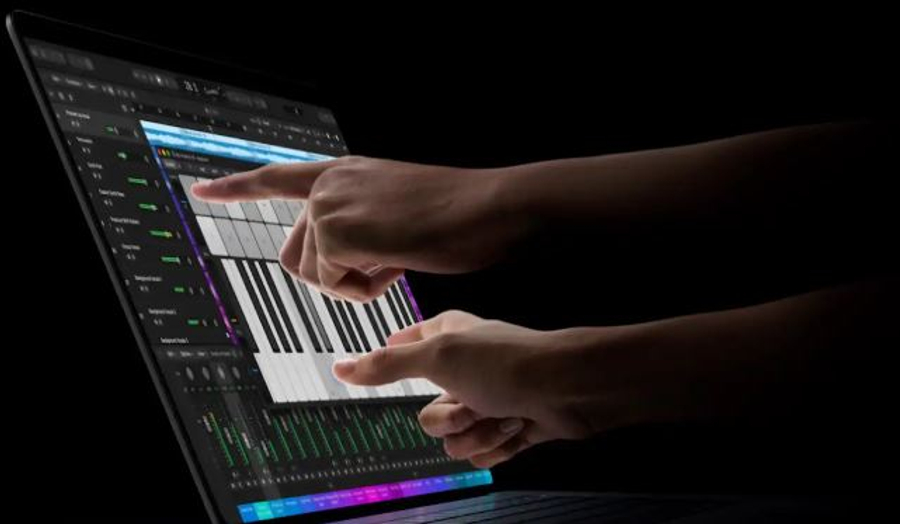 apple-drejt-laptopeve-me-prekje-kompania-pergatitet-te-prezantoje-macbook-et-e-pare-me-ekrane-interactive