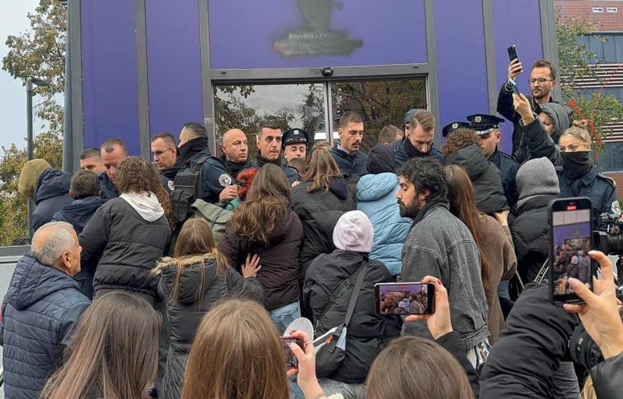 Protesta para Qeverisë  kërkohet llogaridhënie për vrasjen e Arlinda Zekajt