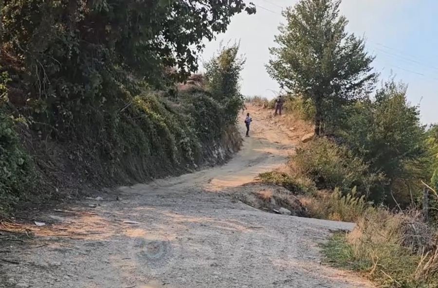 SYRI TV  Shpopullimi  këmbëkryq  në Galush  nga 480 banorë  sot jetojnë vetëm 5 familje