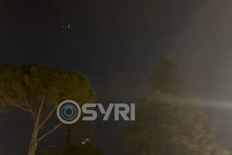 Droni që u rrëzua nga protestuesit u nis nga tarraca e kryeministrisë  Shikoni momentin