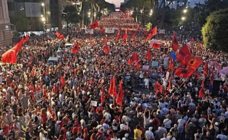 berisha-ben-thirrje-sot-ne-ora-12-00-te-kryeministria-ne-mbeshtetje-te-revoltes-rinore