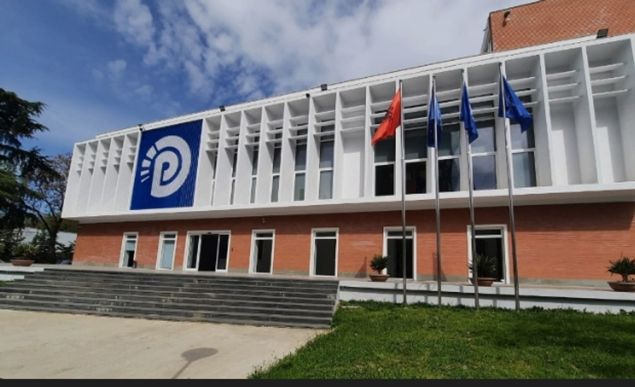  Audiopërgjimet e publikuara nga Ahmetaj! Grupi PD dorëzon sot kërkesë për hetim parlamentar lidhur me aferën KAYO