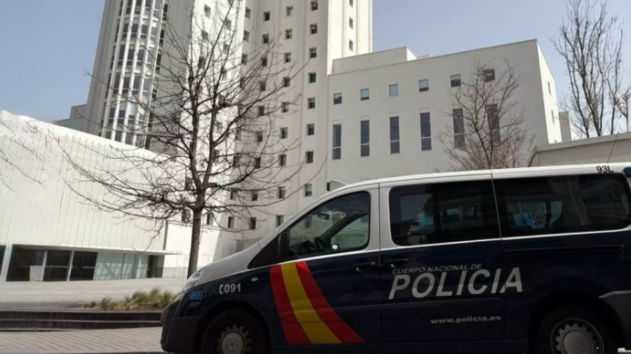 Vodhën proshutën  parfumet dhe makinat e rrojes   Skifterët  shqiptarë dalin në gjyq në Spanjë