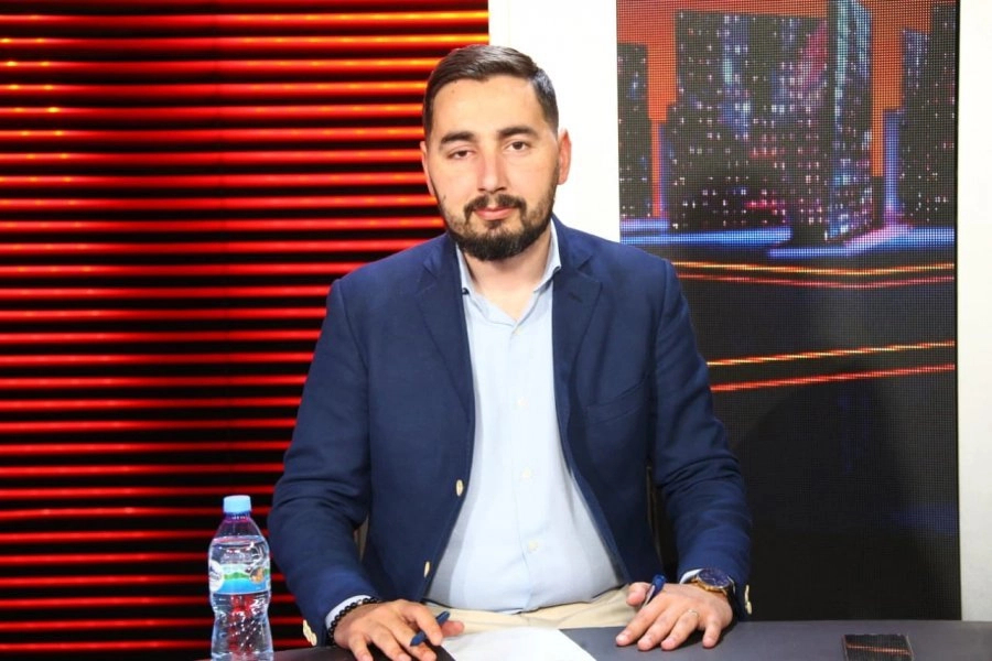 Logu akuzon Ballën dhe Sulin: Po përdorin nxënësit për propagandë politike