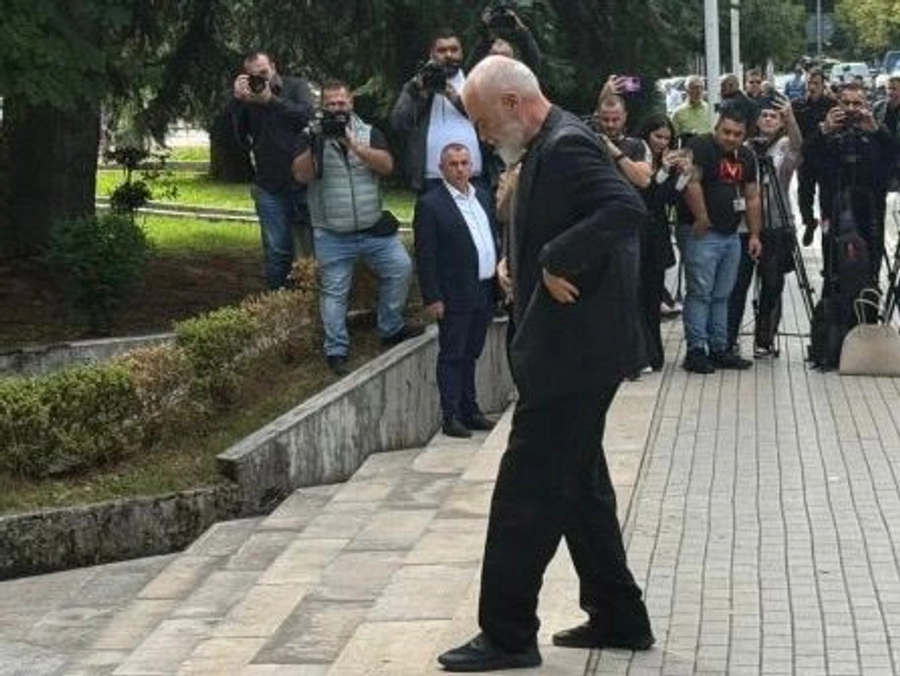  Gjaku kërkon gjakun   Balil Gjini e krahason Ramën me Makbethin  Ka ndërtuar një shtet mafioz e kriminal