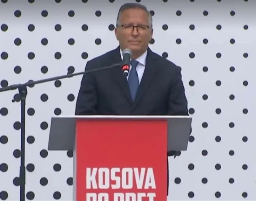 Hamza për gjyqtarët e Hagës  Mendoni për pasojat  Vendimi i padrejtë do ishte dënim për Kosovën  Kur preket UÇK ja  ne ringrihemi