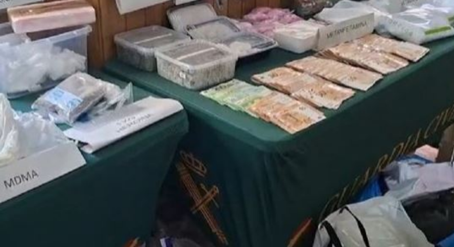 Trafik droge përmes pakove postare  goditet banda kriminale  Arrestohen 5 persona