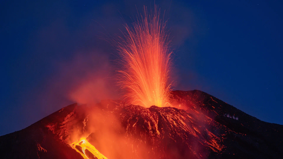 Etna befason shkencëtarët  Një shpërthim zgjati me javë  tjetri ndodhi brenda pak orësh
