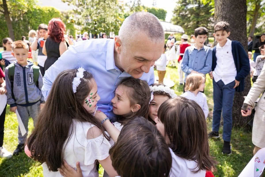 Urimi dhe mesazhi i Metës  PISA janë një tjetër dëshmi e gjendjes alarmante të shkollave  Për PL në arsimi prioritet
