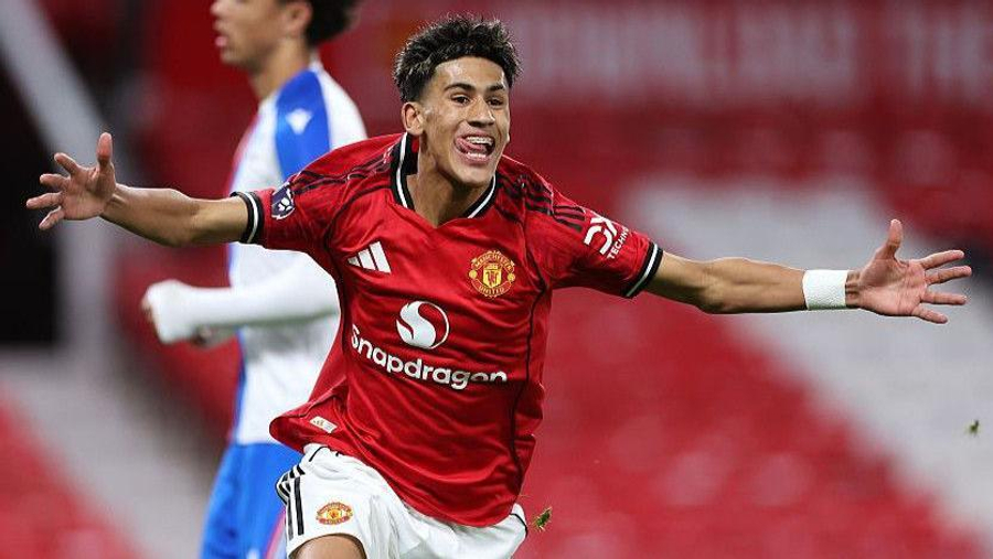 tronditje-te-manchester-united-talenti-15-vjecar-kerkon-largimin